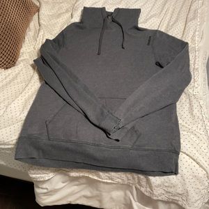 men’s gray reebok hoodie!